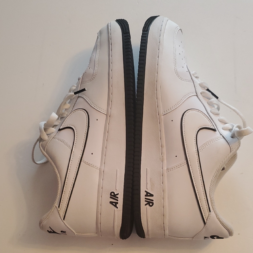 Nike Air Force 1 White with Black Details - Picture 7 of 16